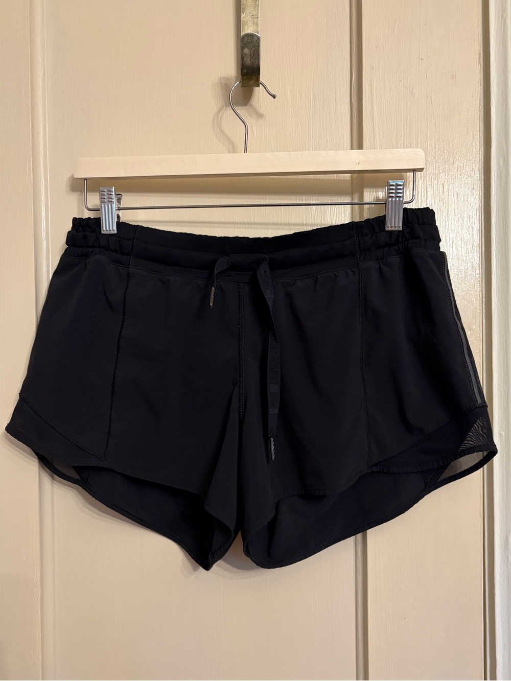 Lululemon Hotty Hot Athletic Shorts